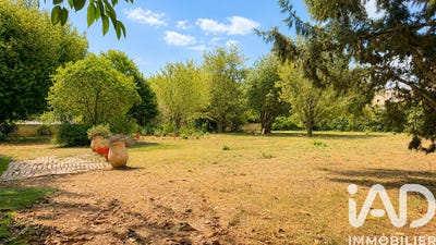 /international/fr/la-crau-provence-alpes-cote-d-azur-310108554888/