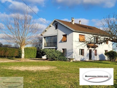 /international/fr/macon-burgundy-310105749276/