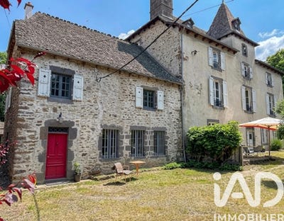 /international/fr/anglards-de-saint-flour-auvergne-310108698839/
