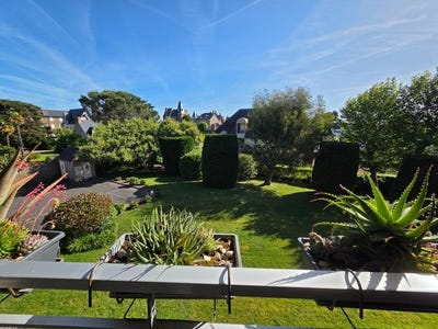 /international/fr/dinard-brittany-310108265052/
