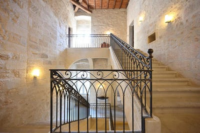 /international/fr/uzes-languedoc-roussillon-310100279544/?lang=zh-tw