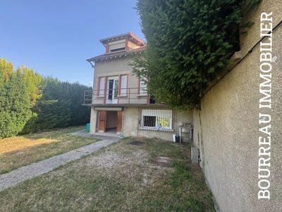 /international/fr/saint-aubin-sur-yonne-burgundy-310104837356/