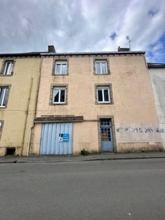 /international/fr/carhaix-plouguer-brittany-120098500963/