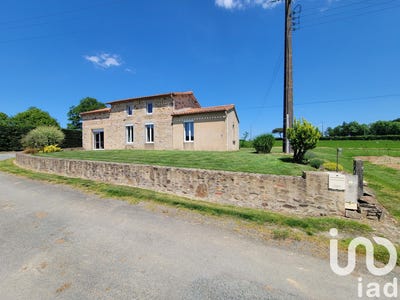 /international/fr/reaumur-pays-de-la-loire-310099610382/