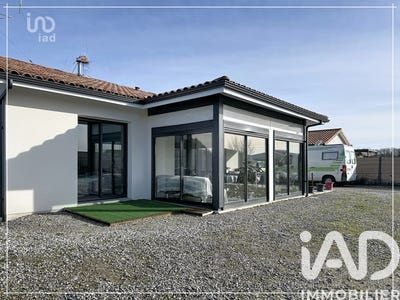 /international/fr/magescq-aquitaine-310105071818/