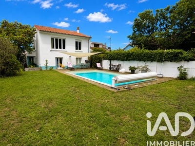 /international/fr/merignac-charente-310108727585/