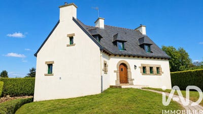 /international/fr/plouguenast-brittany-310108402973/