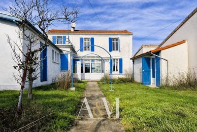 /international/fr/angouleme-charente-310106490456/