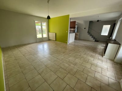 /international/fr/loudun-charente-310107375709/