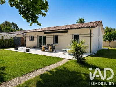 /international/fr/sainte-helene-burgundy-310109043609/