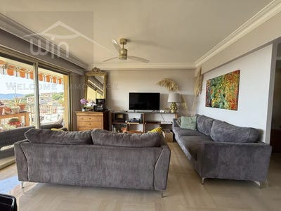 /international/fr/grasse-provence-alpes-cote-d-azur-310108290840/