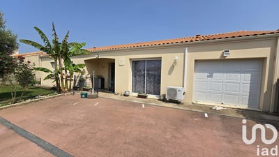 /international/fr/sainte-neomaye-charente-310100276994/