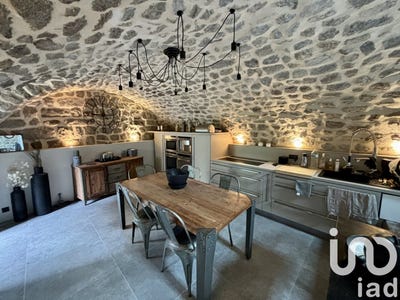 /international/fr/vals-les-bains-rhone-310098122463/