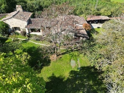 /international/fr/monpazier-aquitaine-310102556457/