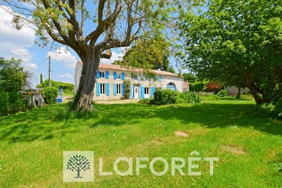 /international/fr/saint-genis-de-saintonge-charente-310099660289/?lang=en