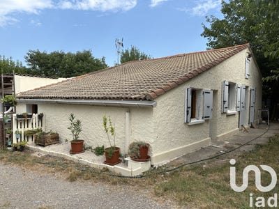 /international/fr/villeneuve-de-berg-rhone-310101468640/?lang=en