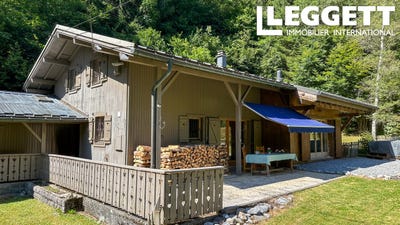 /international/fr/sixt-fer-a-cheval-rhone-310094557942/