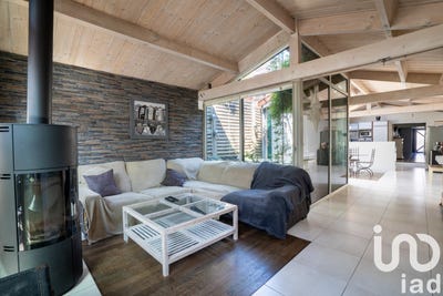 /international/fr/saulx-les-chartreux-ile-de-france-310100716073/