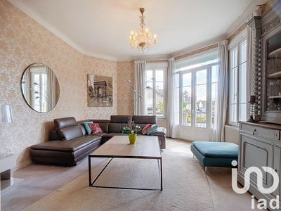 /international/fr/montargis-centre-val-de-loire-310099496777/