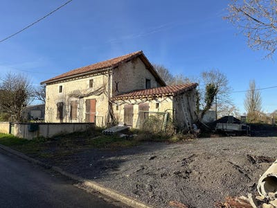 /international/fr/usson-du-poitou-charente-310104263938/