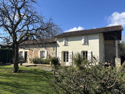 /international/fr/saint-coutant-charente-310107922030/
