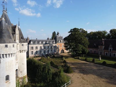 /international/fr/chartres-centre-val-de-loire-310108430958/