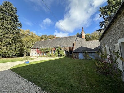 /international/fr/tours-centre-val-de-loire-310105817964/
