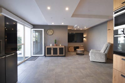 /international/fr/reignier-esery-rhone-310104337519/