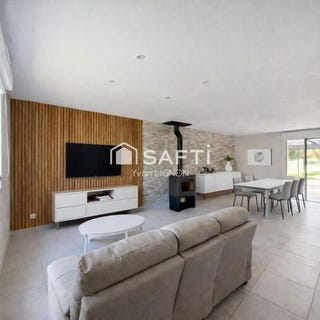 /international/fr/saint-lyphard-pays-de-la-loire-310099626595/
