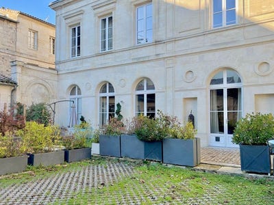 /international/fr/libourne-aquitaine-310106710580/