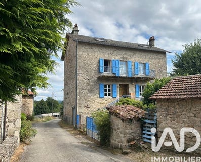 /international/fr/sousceyrac-midi-pyrenees-310106938947/