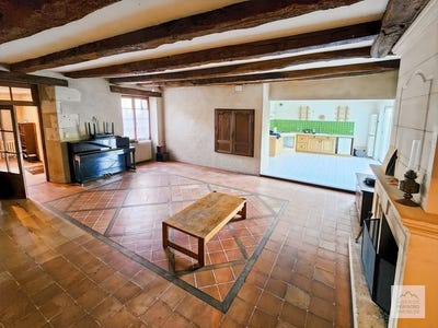 /international/fr/neuvic-aquitaine-310106944535/