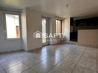 /international/fr/le-may-sur-evre-pays-de-la-loire-310102911396/