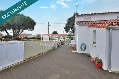 /international/fr/l-ile-d-olonne-pays-de-la-loire-120097941987/