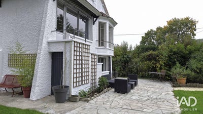 /international/fr/freneuse-ile-de-france-310108835294/
