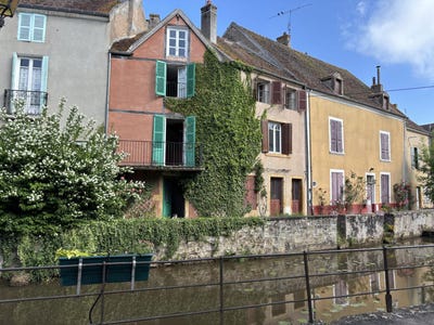 /international/fr/charolles-burgundy-310102315665/