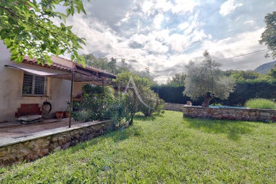 /international/fr/rians-provence-alpes-cote-d-azur-310108213467/