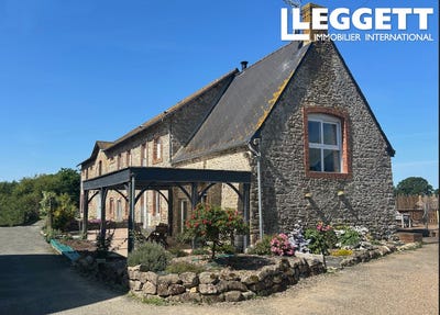 /international/fr/la-bazoge-montpincon-pays-de-la-loire-310108481735/