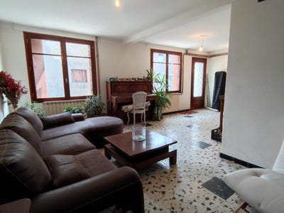 /international/fr/villeneuve-d-olmes-midi-pyrenees-310107561233/