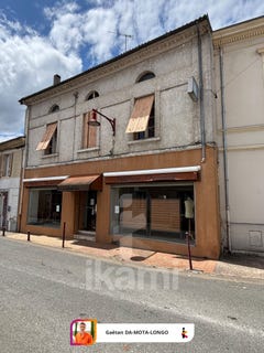 /international/fr/salles-charente-310097797821/