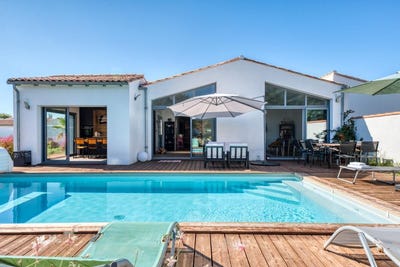 /international/fr/la-couarde-sur-mer-charente-310108924077/