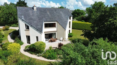 /international/fr/dinan-brittany-310100109680/