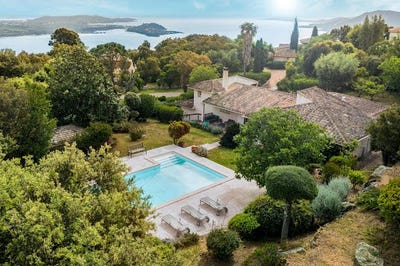 /international/fr/porto-vecchio-corsica-310097614922/