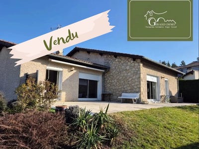 /international/fr/1149-avenue-louis-jonget-le-puy-en-velay-auvergne-310108843444/