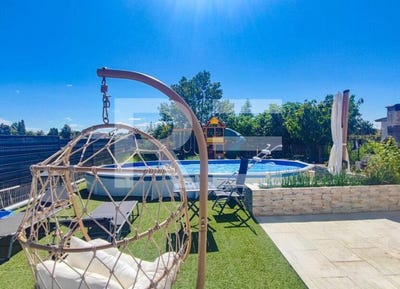 /international/fr/saint-chaptes-languedoc-roussillon-310107069308/