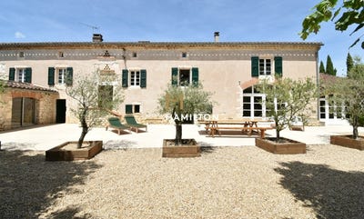 /international/fr/cordes-sur-ciel-midi-pyrenees-310108508330/