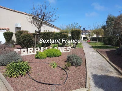 /international/fr/latour-bas-elne-languedoc-roussillon-310099618294/