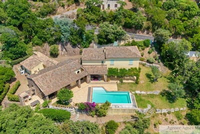 /international/fr/cavalaire-sur-mer-provence-alpes-cote-d-azur-310101228323/?lang=en