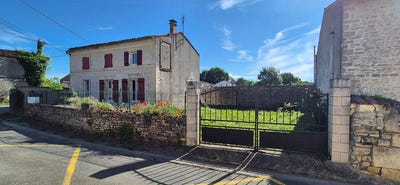 /international/fr/asnieres-la-giraud-charente-310108102282/