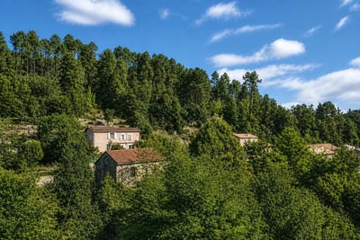 /international/fr/la-vernarede-languedoc-roussillon-310119783175/